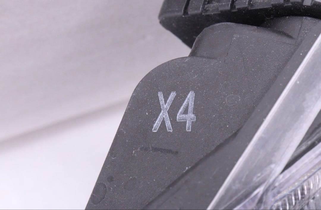 LED MXPK10 アクア　左右ヘッドライト 52-335 打刻:X4