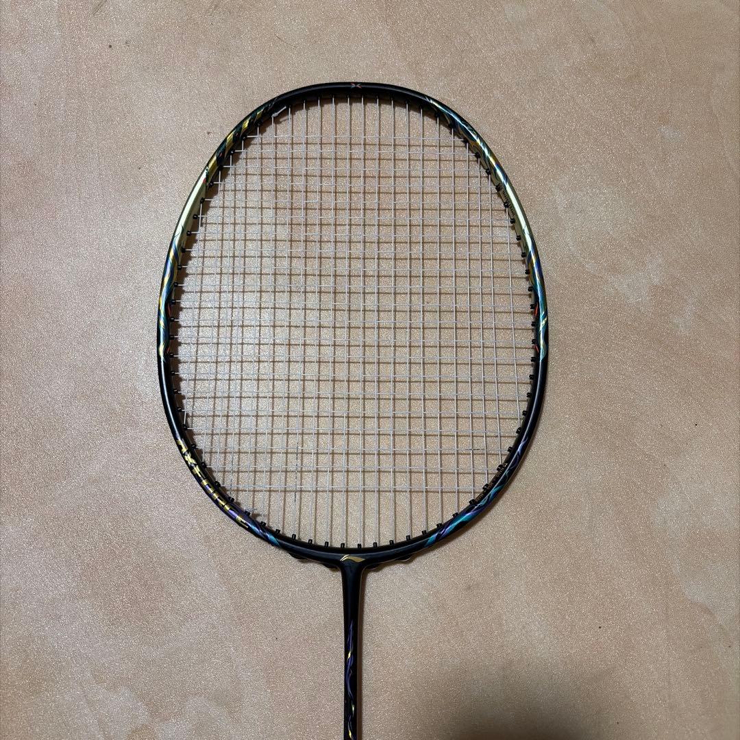 ラケット AxForce100