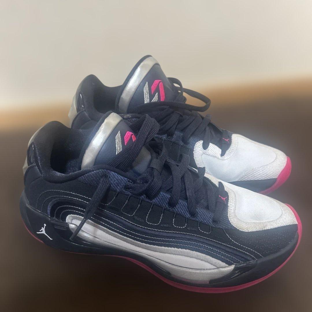NIKE バスケットボールシューズ　ルカ4 29.5cm