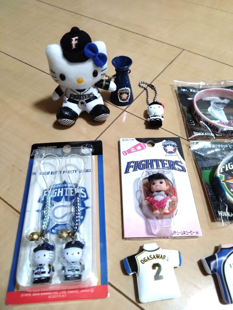希少！北海道日本ハムファイターズ 応援グッズセット ファイターズグッズ キティ