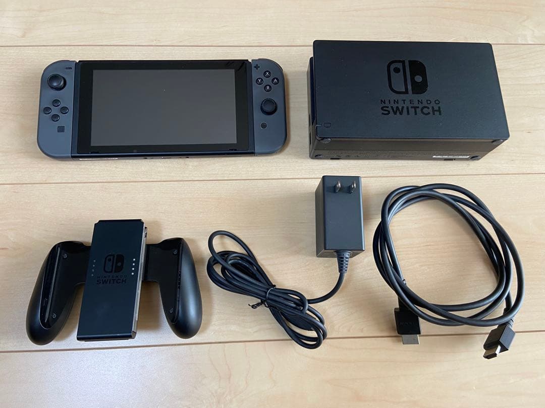 あや⭐︎Nintendo Switch 本体 ＋ゼルダの伝説2本＋ケース