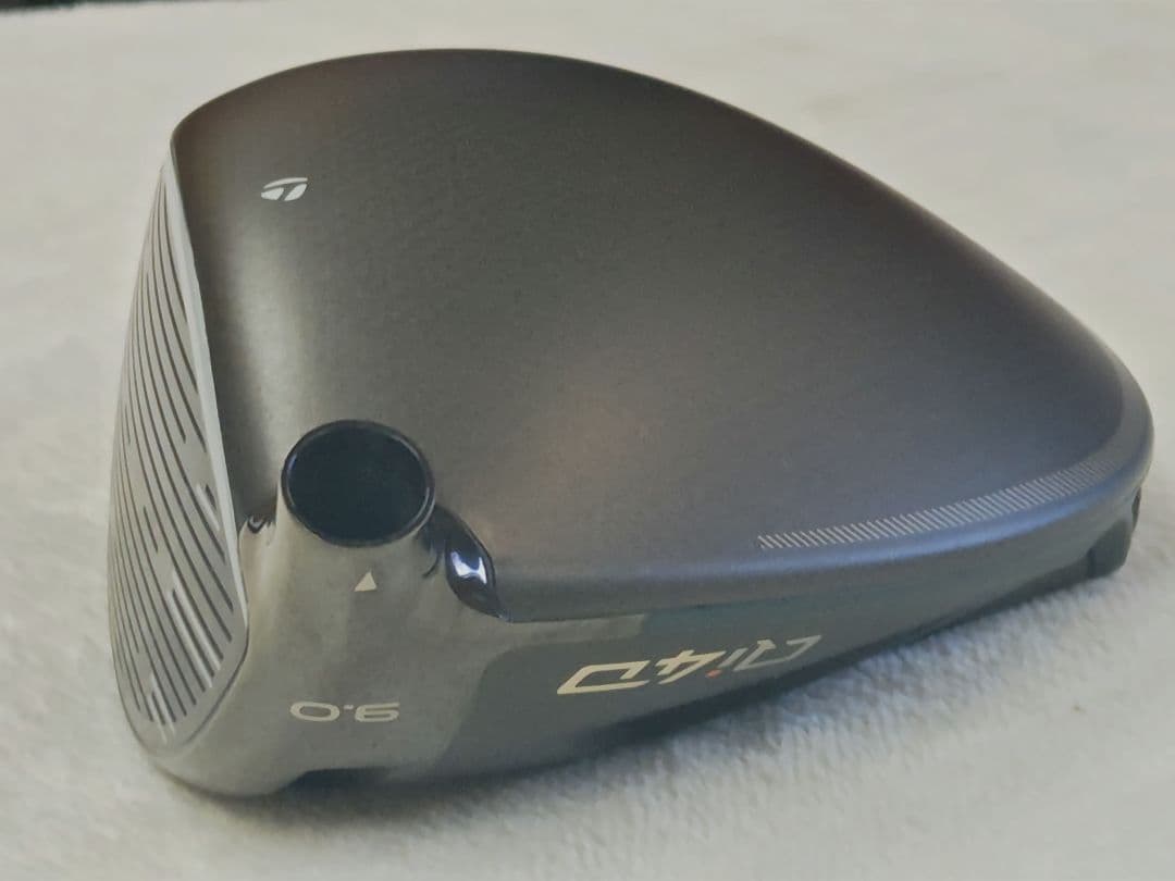Qi40D ドライバー コアモデル9.0度 ヘッドカバー付き