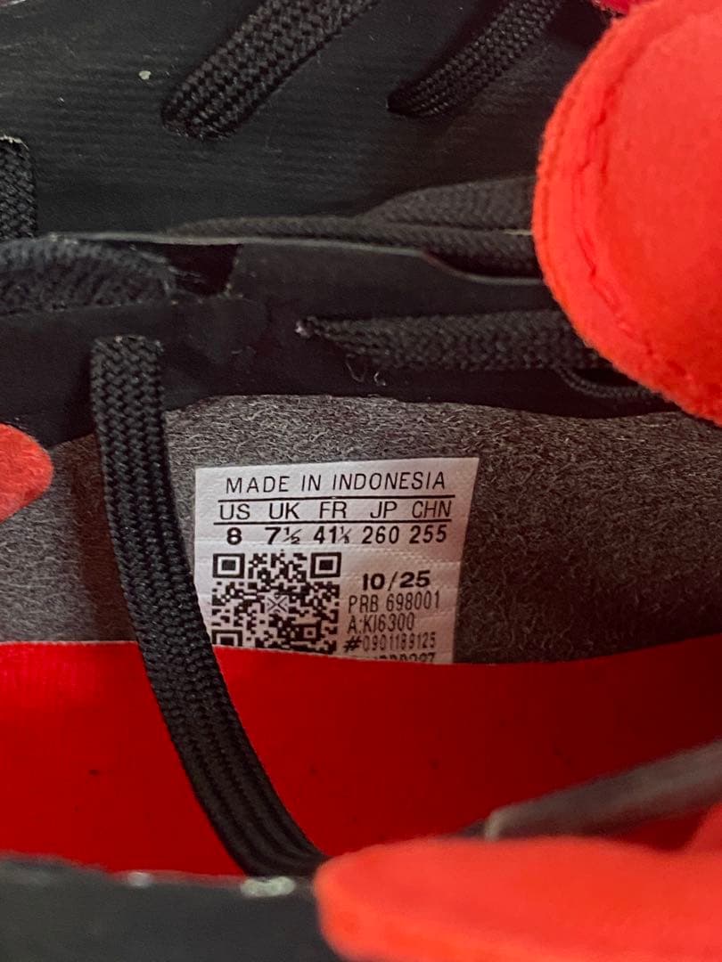adidas Predator サッカーシューズ ブラック/レッド