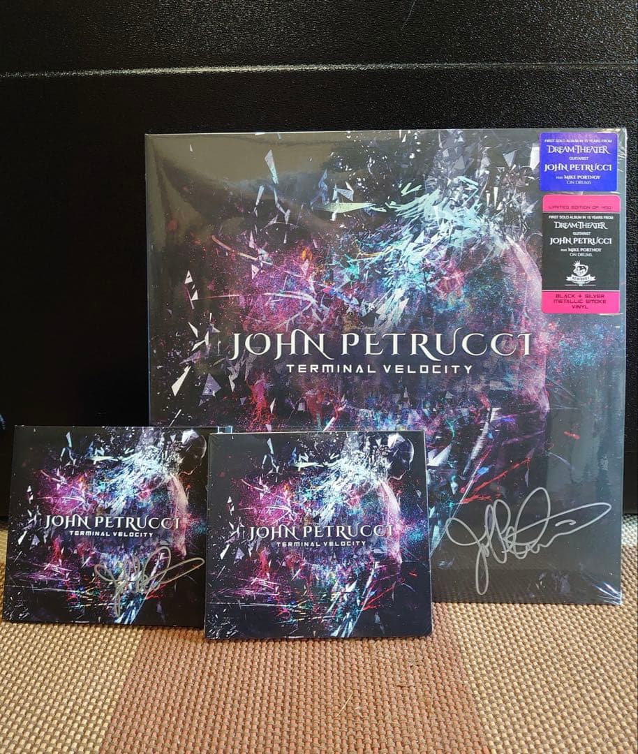 JOHN PETRUCCI TERMINAL VELOCITY サイン入り