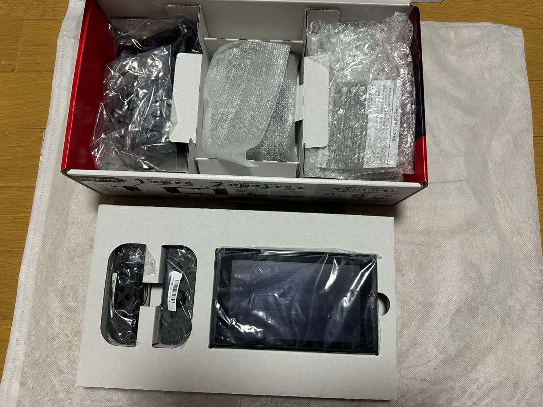 Switch 本体 バッテリー強化版 グレー 箱＆付属品完備 ケース付き
