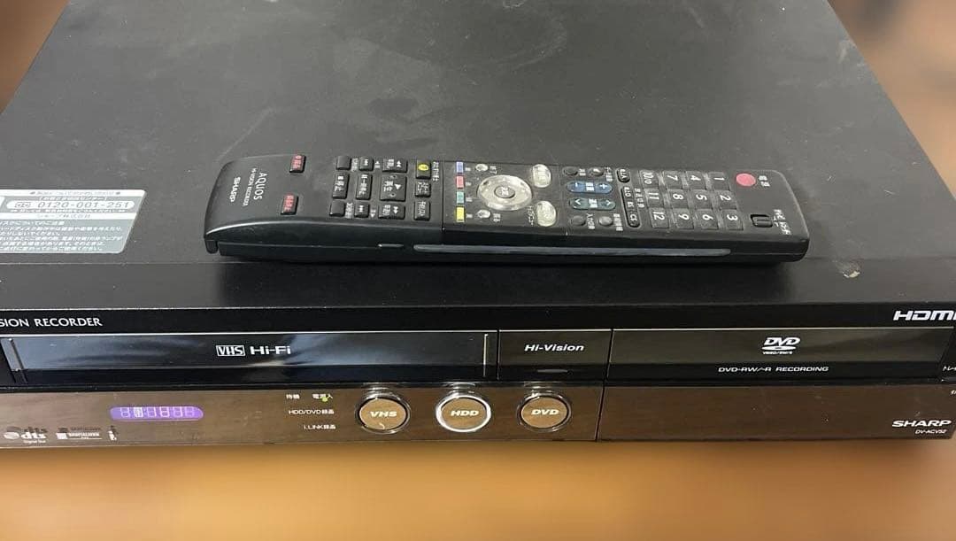 シャープ　HDD・DVD・ビデオ一体型レコーダー　DV-ACV52　ジャンク品