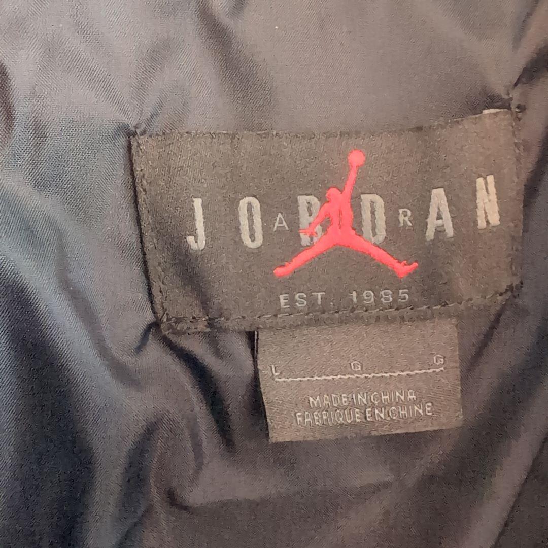 ※室内で2回着用 Jordan Essential Padded Vest