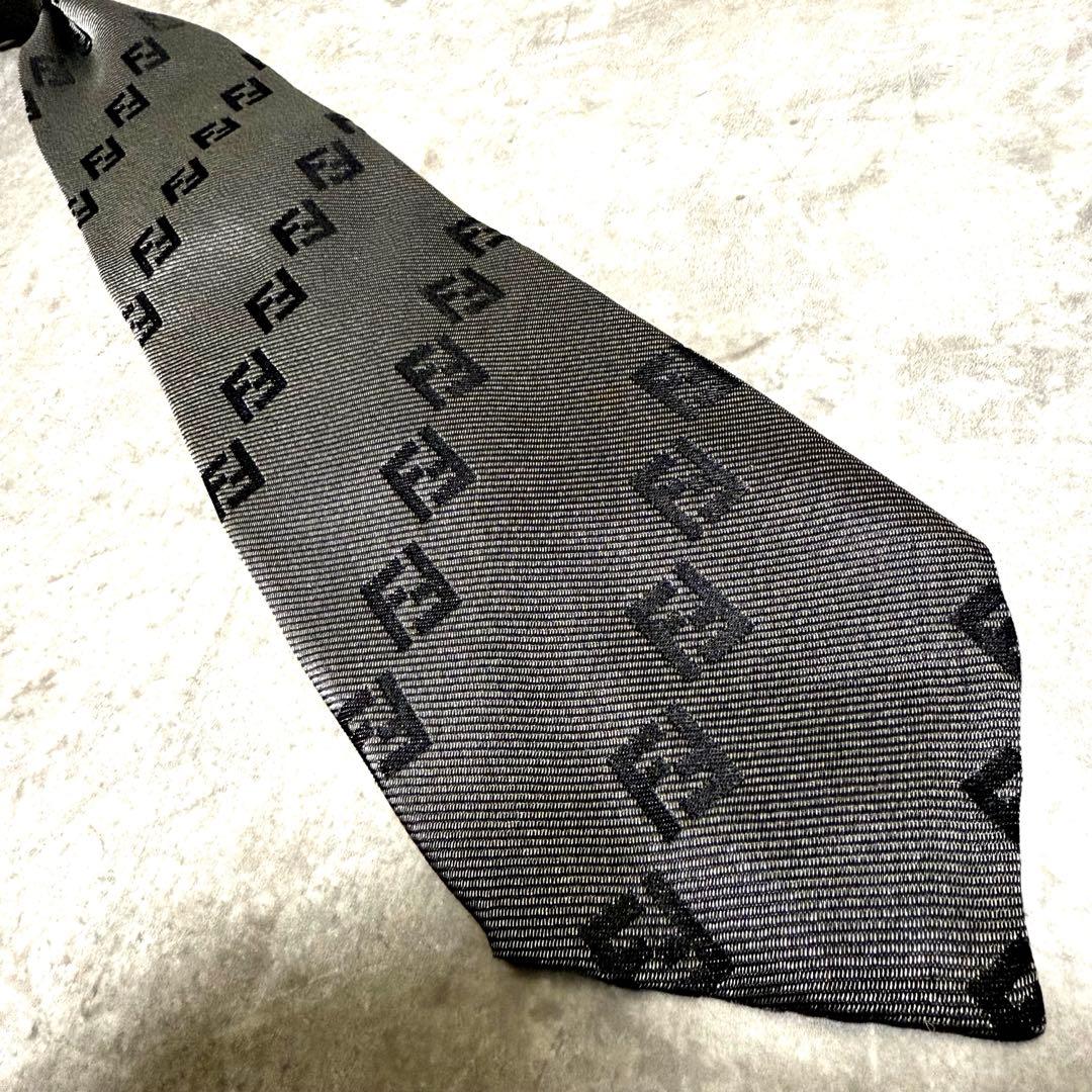 【✨美品✨】FENDI フェンディ ネクタイ ズッカ FF柄 ダークグレー 希少