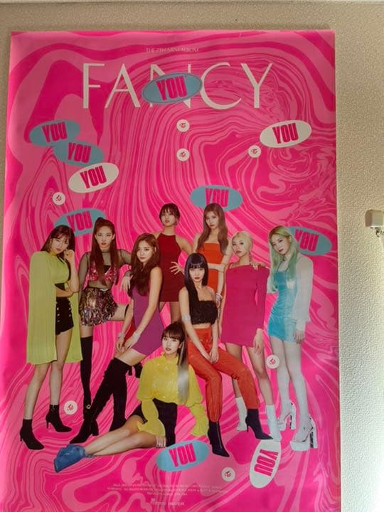 TWICE グッズ ジヒョ チェヨン トレカ feelspecial ポスター