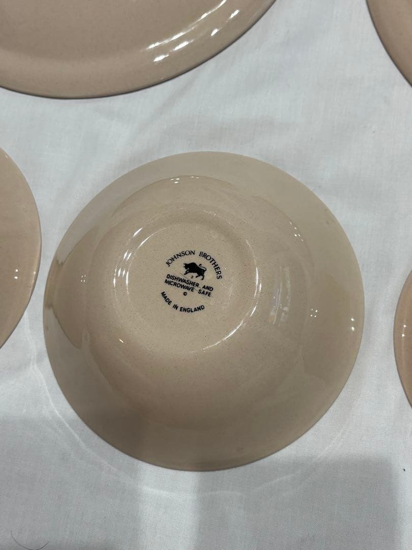 ジョンソンブラザーズ　Johnson Brothers 食器　赤