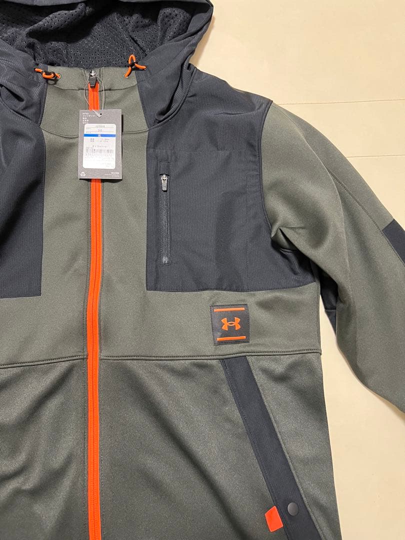 XL UNDER ARMOUR フード付きジャケット