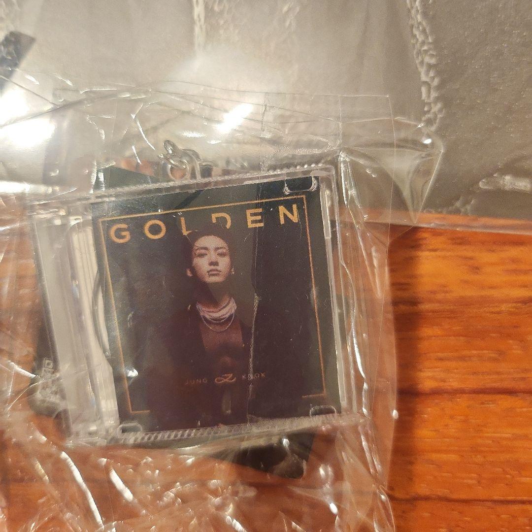 BTS カプセルアルバム GOLDEN グク