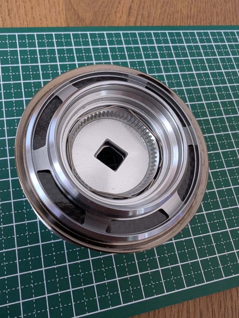 未使用　10 ソルティガ　4000 スプール