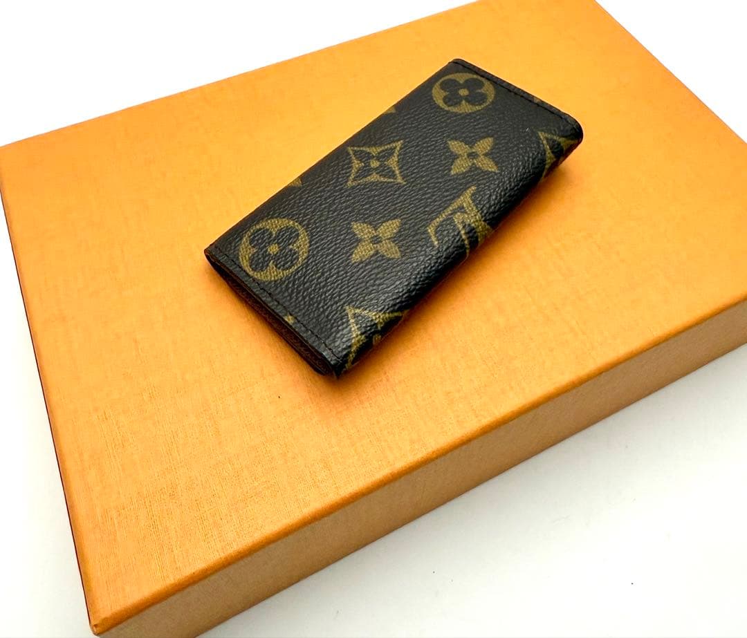Louis Vuitton モノグラム　4連キーケース