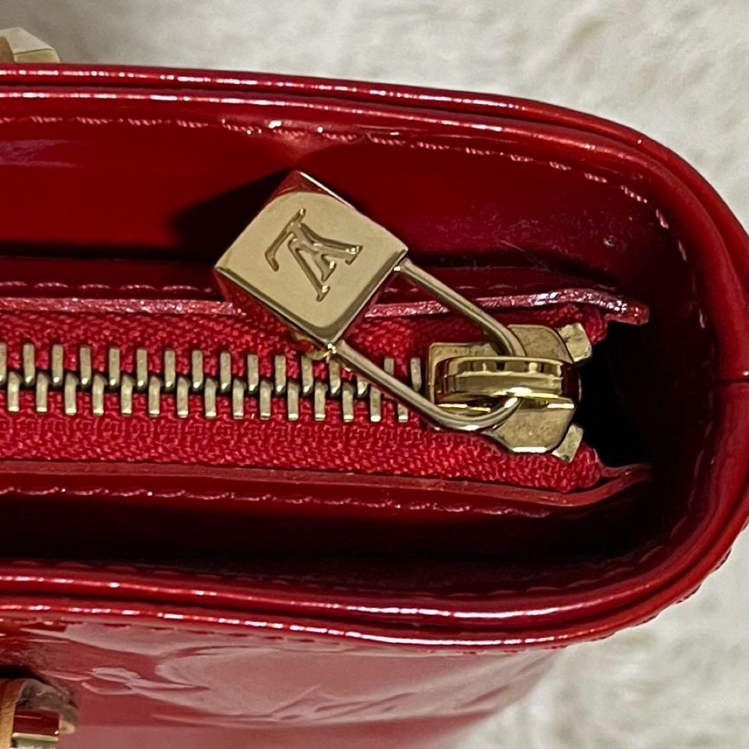 美品♡LOUISVUITTON ルイヴィトン ヴェルニ ヒューストン　赤