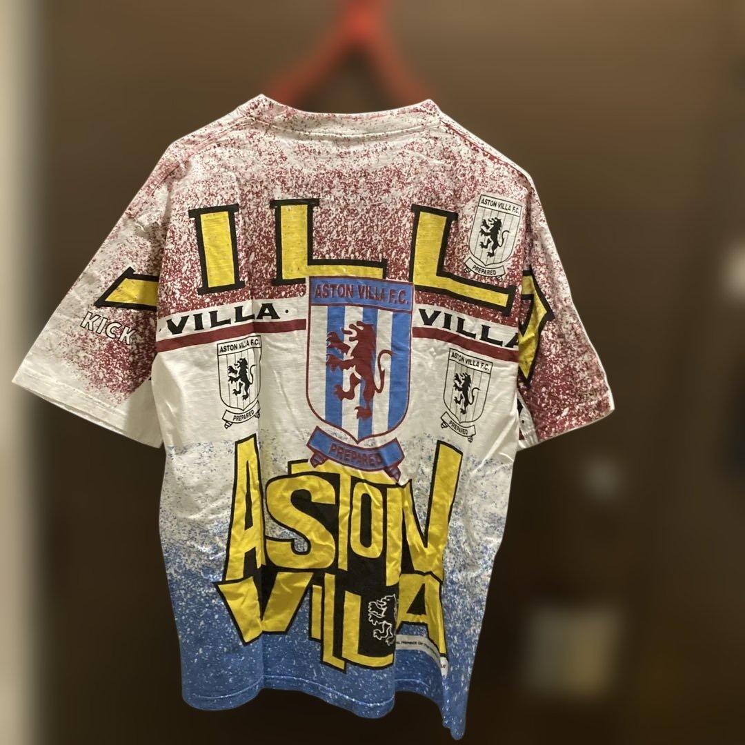 ASTON VILLA F.C. グラフィックシャツ