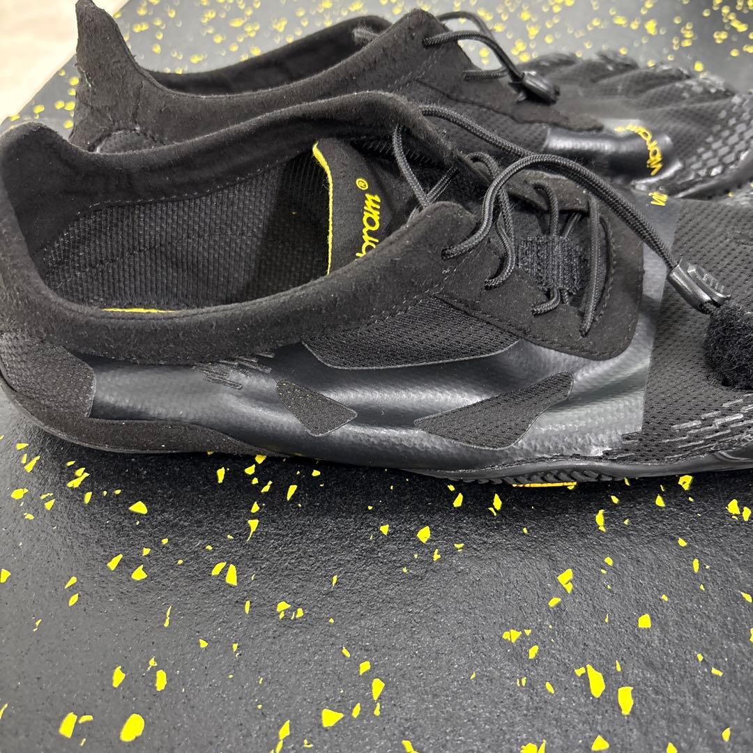 ☆最終価格☆ ビブラムVibram FiveFingers ブラック 41サイズ