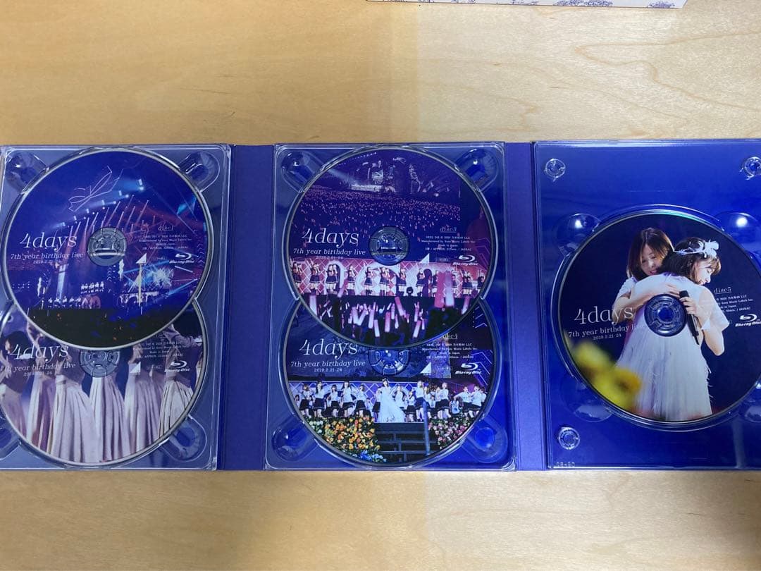 【美品】乃木坂46 7th YEAR BIRTHDAY LIVE 完全生産限定盤