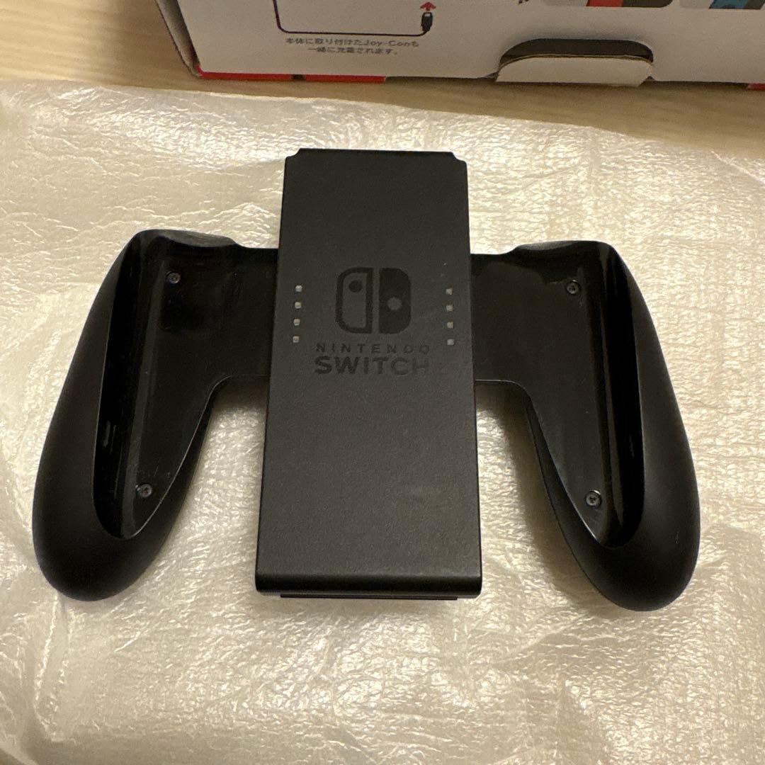 Nintendo Switch 本体 青 赤
