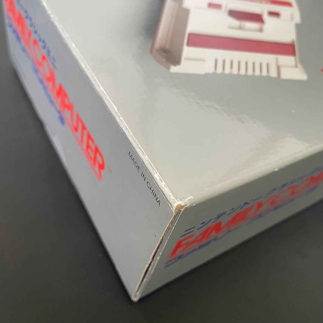 美品　ニンテンドークラシックミニ　ファミリーコンピュータ