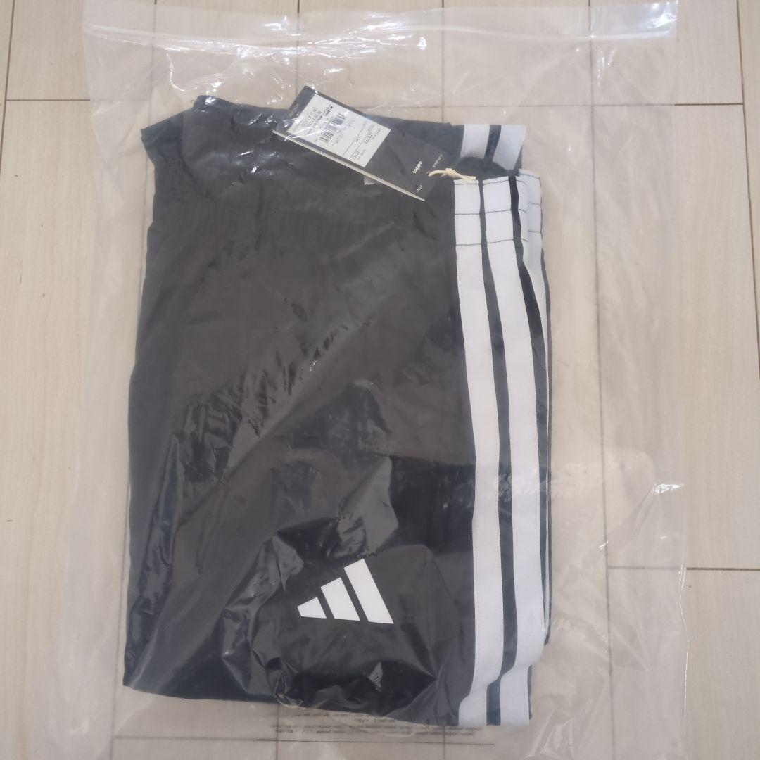 【新品】adidas ルーズフィット起毛トリコット裏地付ウィンドパンツ