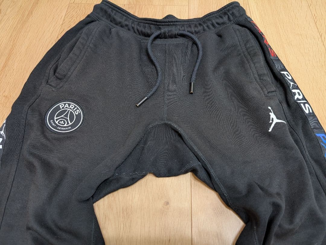 セット品 PSG パリサンジェルマン Tシャツ パンツ パーカー