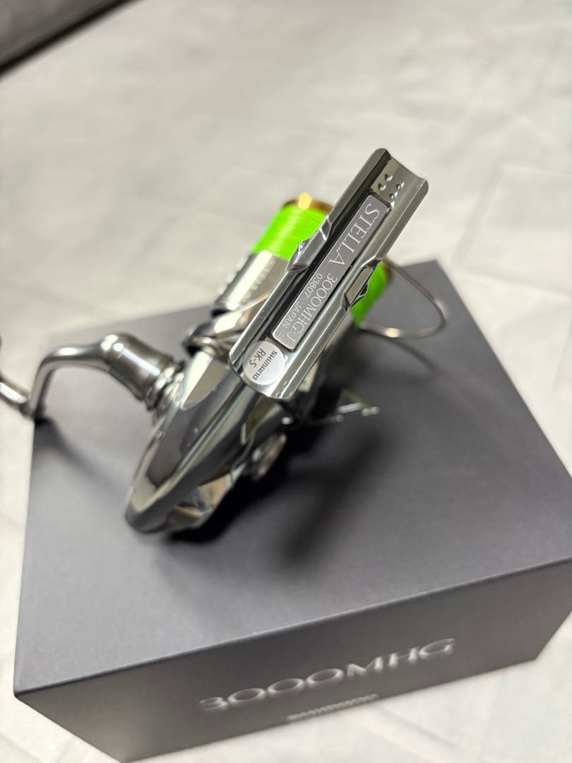 【極美品】シマノ 18STELLA　3000MHG　ステラ