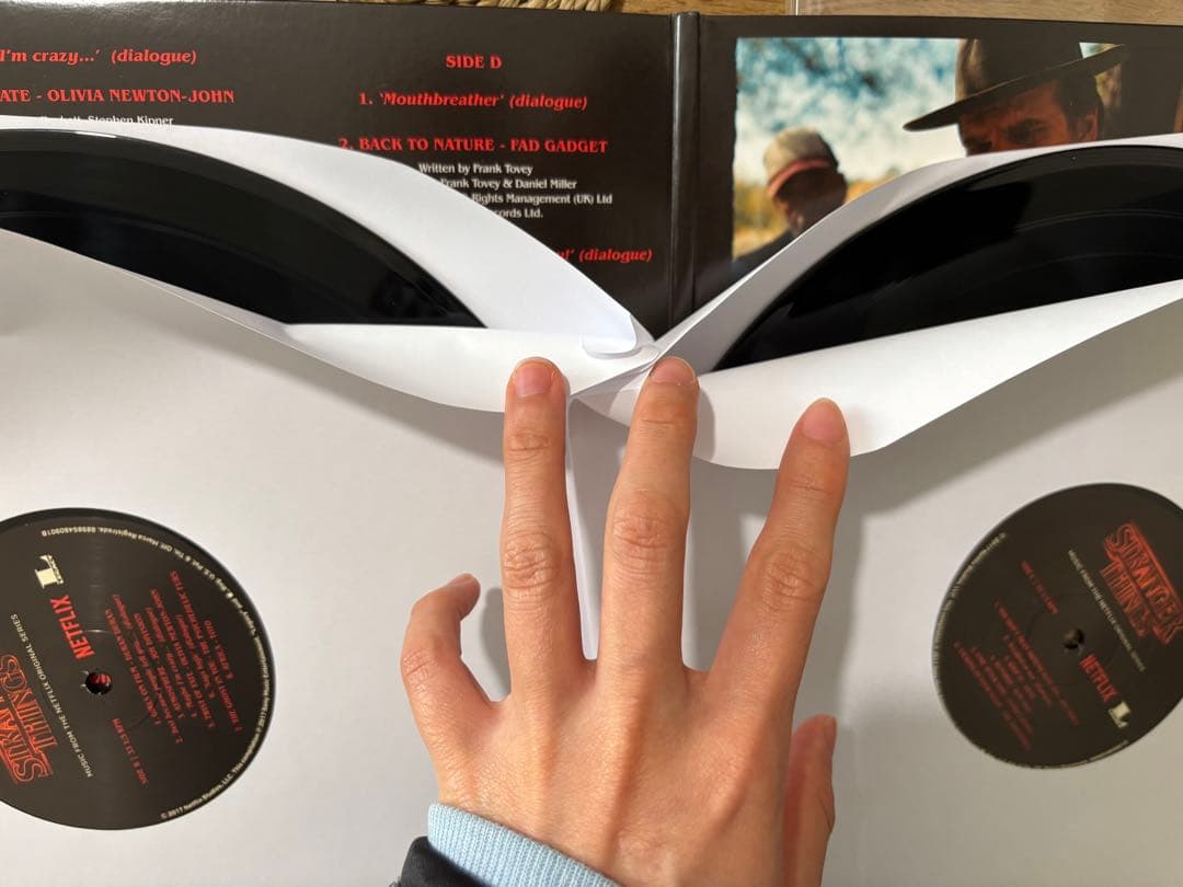 stranger things レコード　season1.2