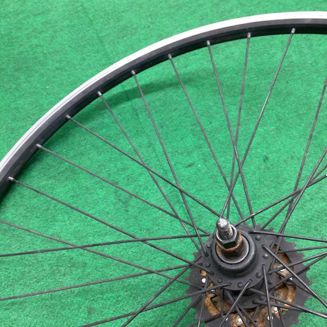 アルミリム　後輪 700c リア 35cタイヤがついてました