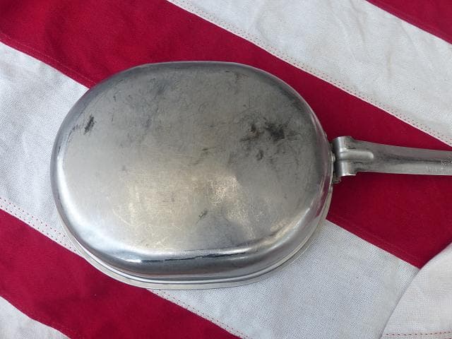 ナム戦 1966” 米軍実物　メスキットパン REGAL　313 食器