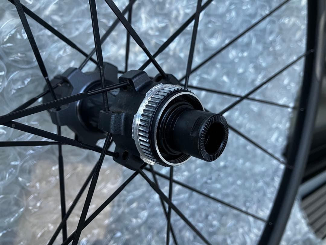 Shimano WH-RS370 チューブレス ディスクブレーキ ホイールセット