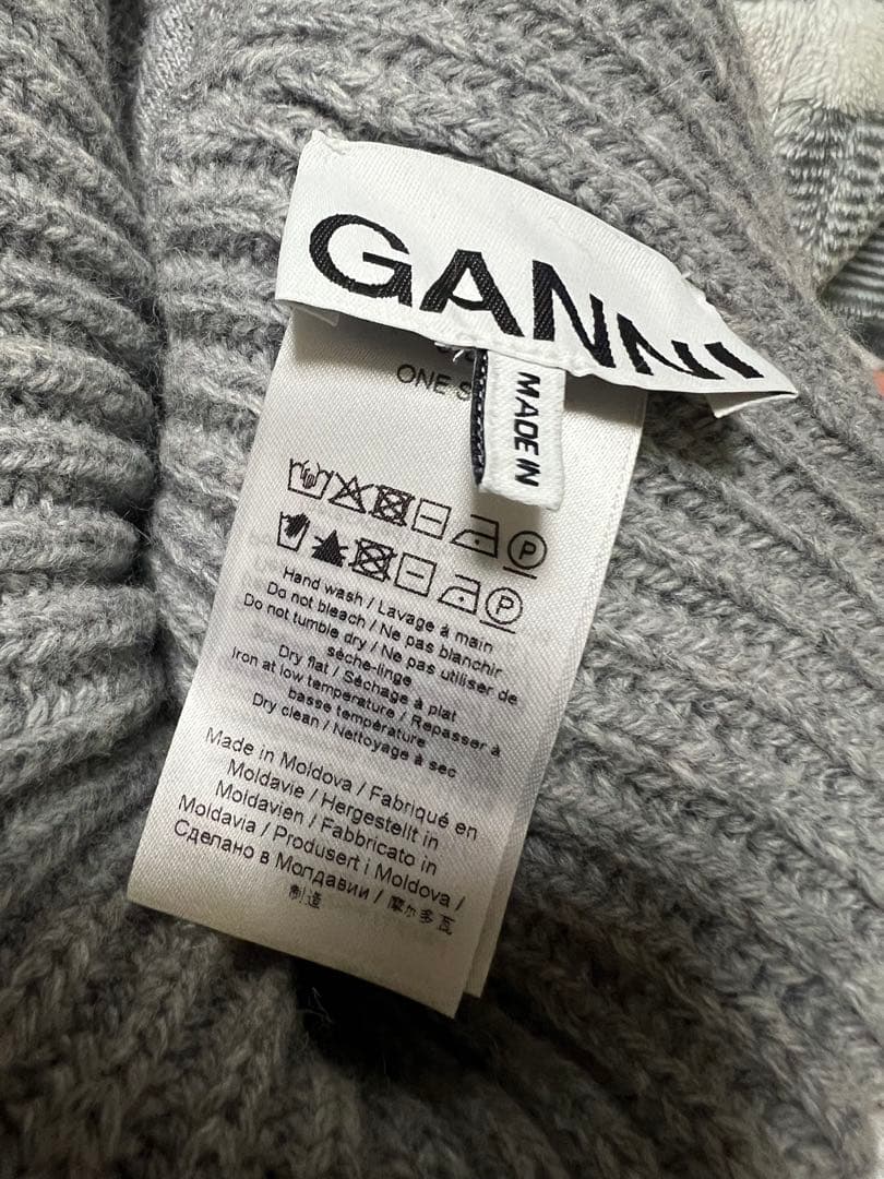 GANNI ニット帽 グレー
