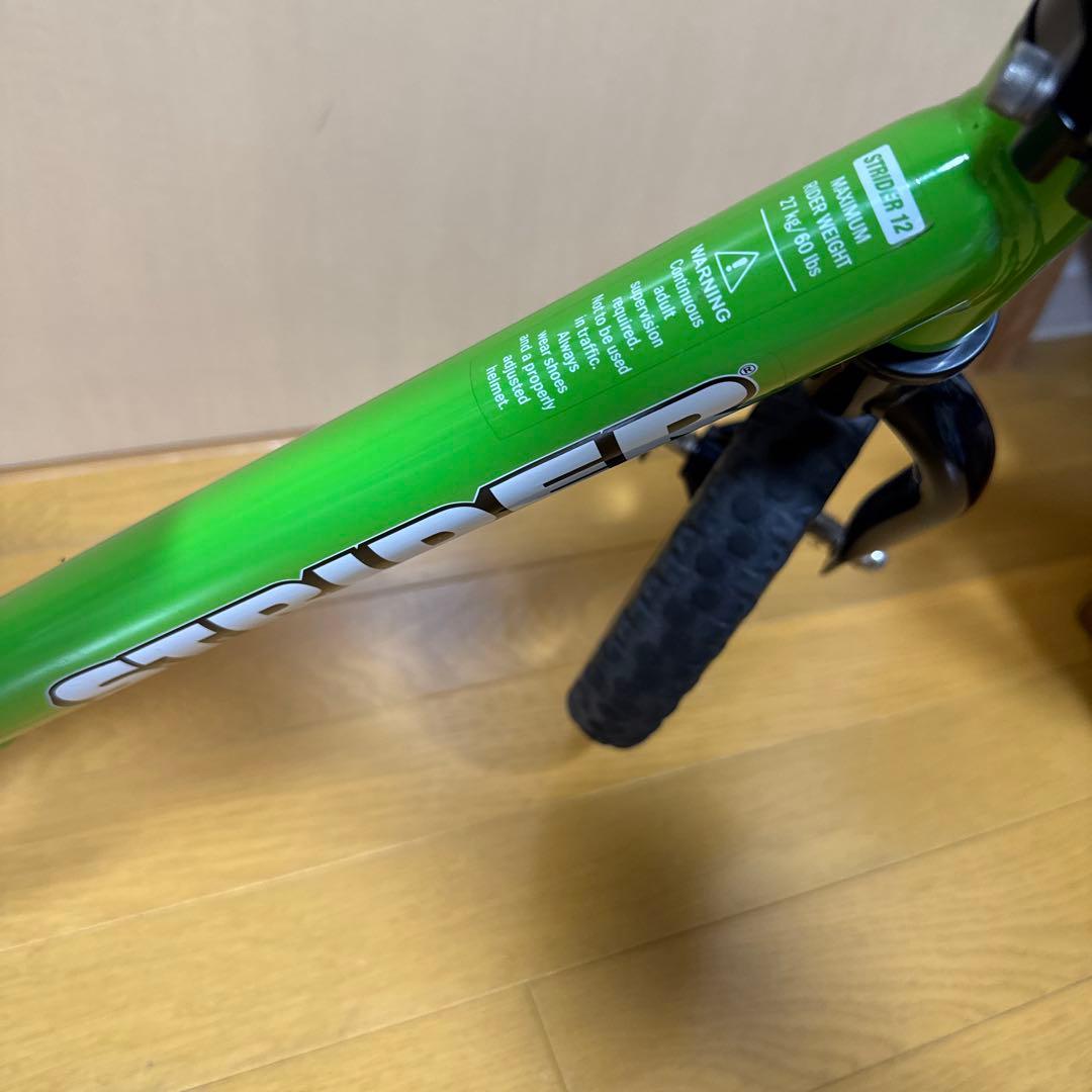 美品 ストライダー 12 スポーツ グリーン 本体
