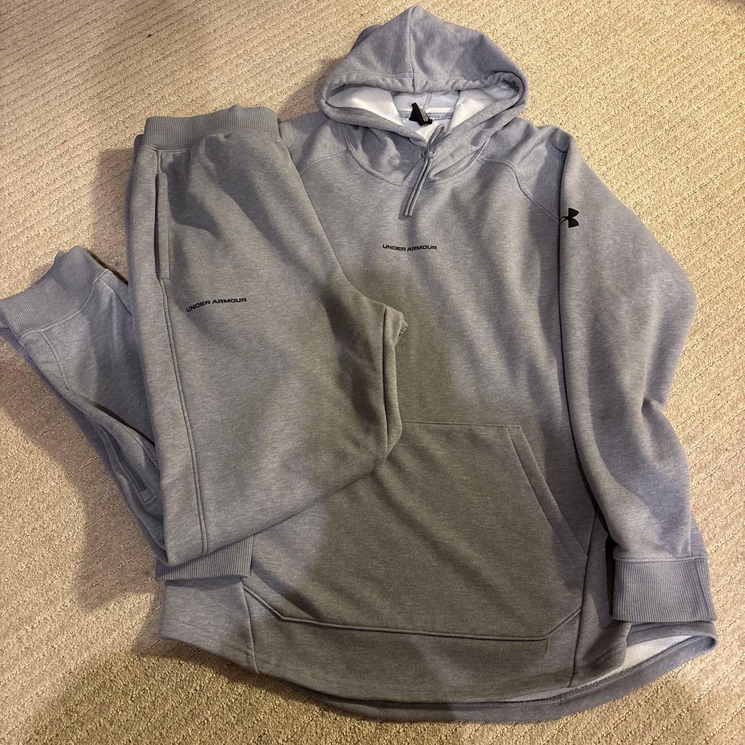 アンダーアーマー　スウェット　XL