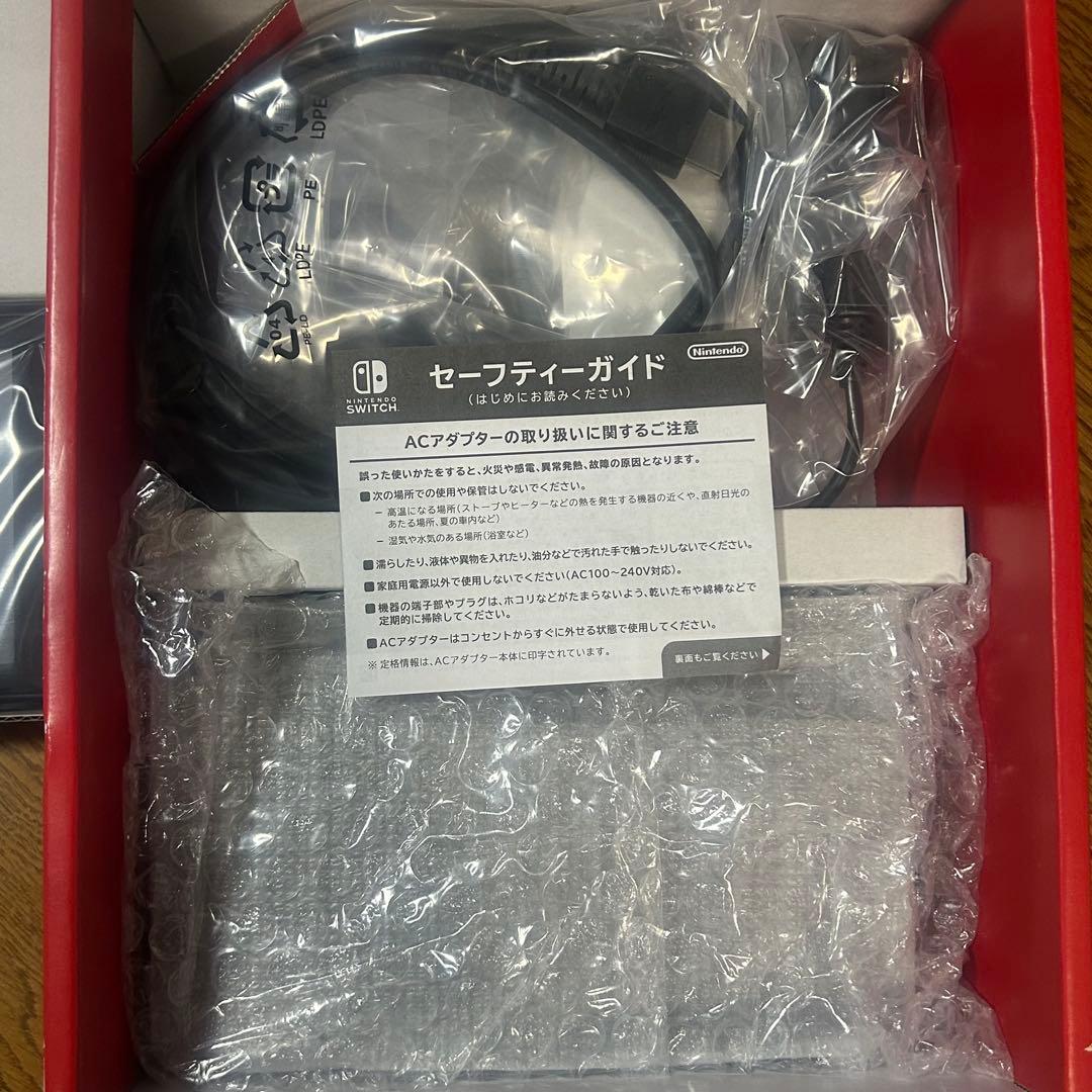 Nintendo Switch 　Joy-ConL ※外箱にのみ傷あります。