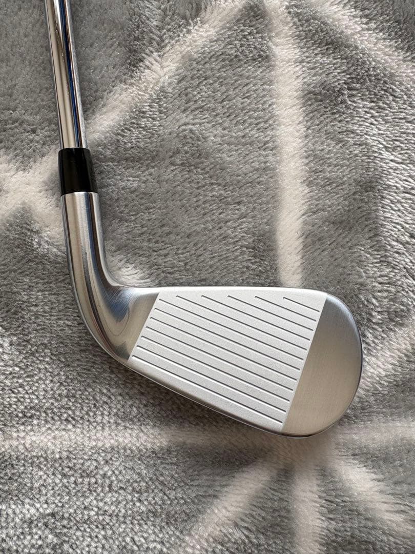 Titleist T350(2023年モデル) 4番アイアン　レフティ