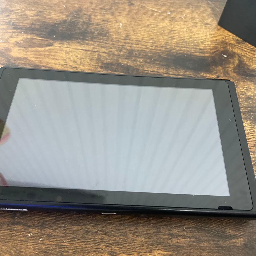 Nintendo Switch 本体 + コントローラー + 充電器