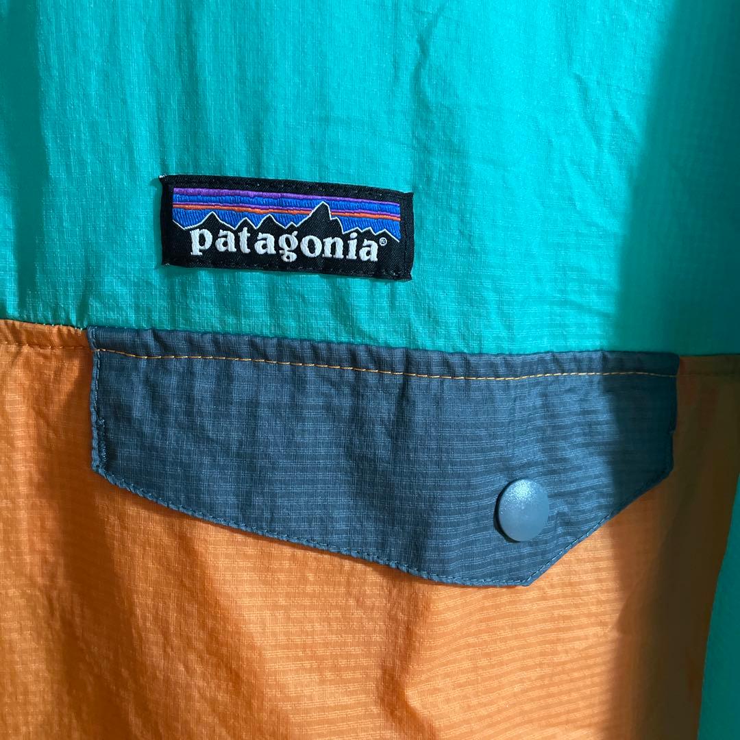 patagonia フーディニ　スナップティ　プルオーバーナイロンジャケット