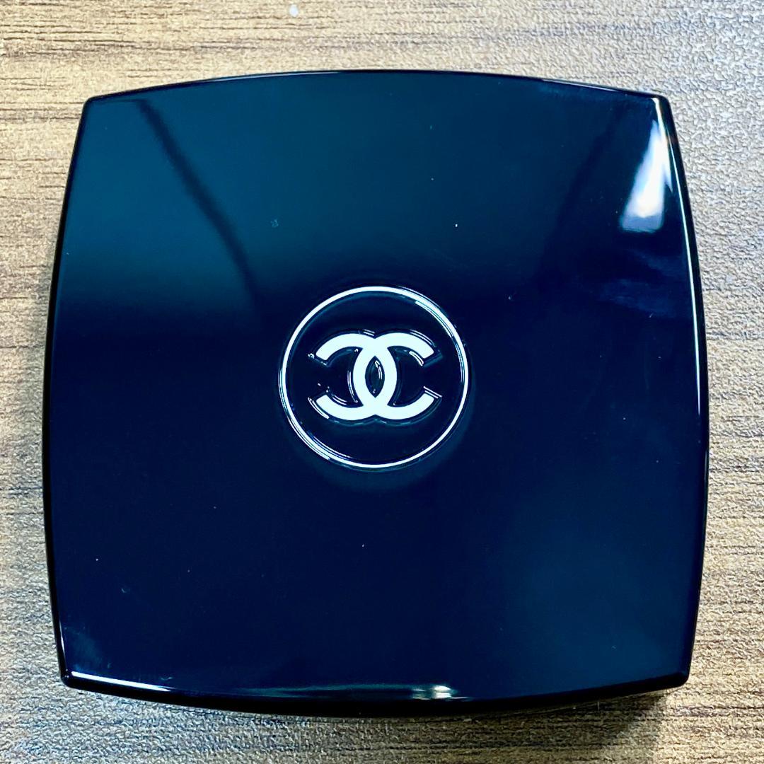 CHANEL レキャトル オンブル 384 アイシャドウ