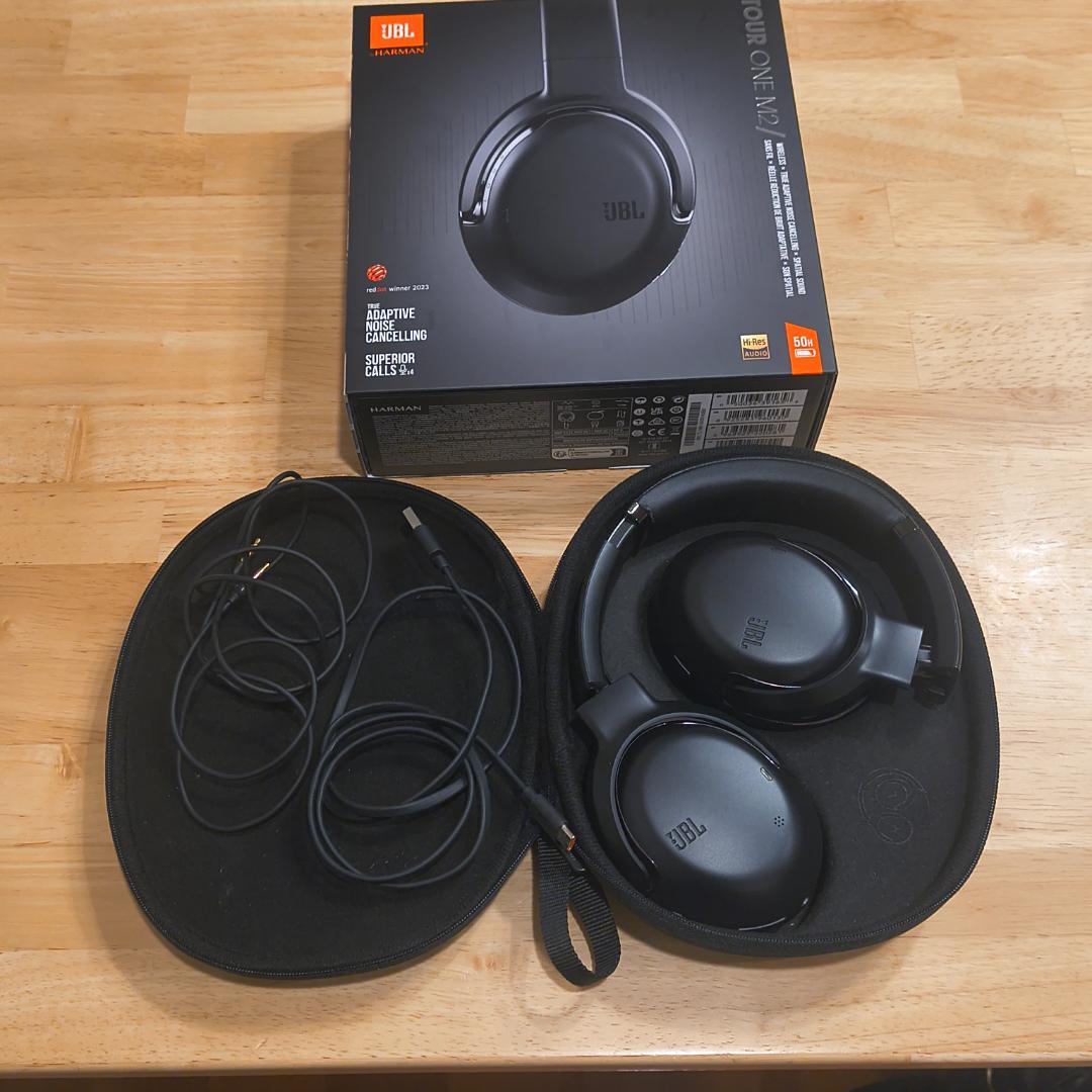【セール中】JBL Tour One M2（中古）