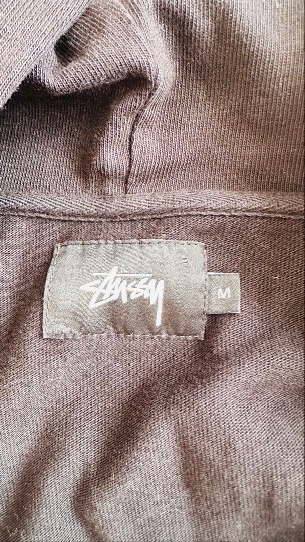 Stussy ブラック ジップアップパーカー