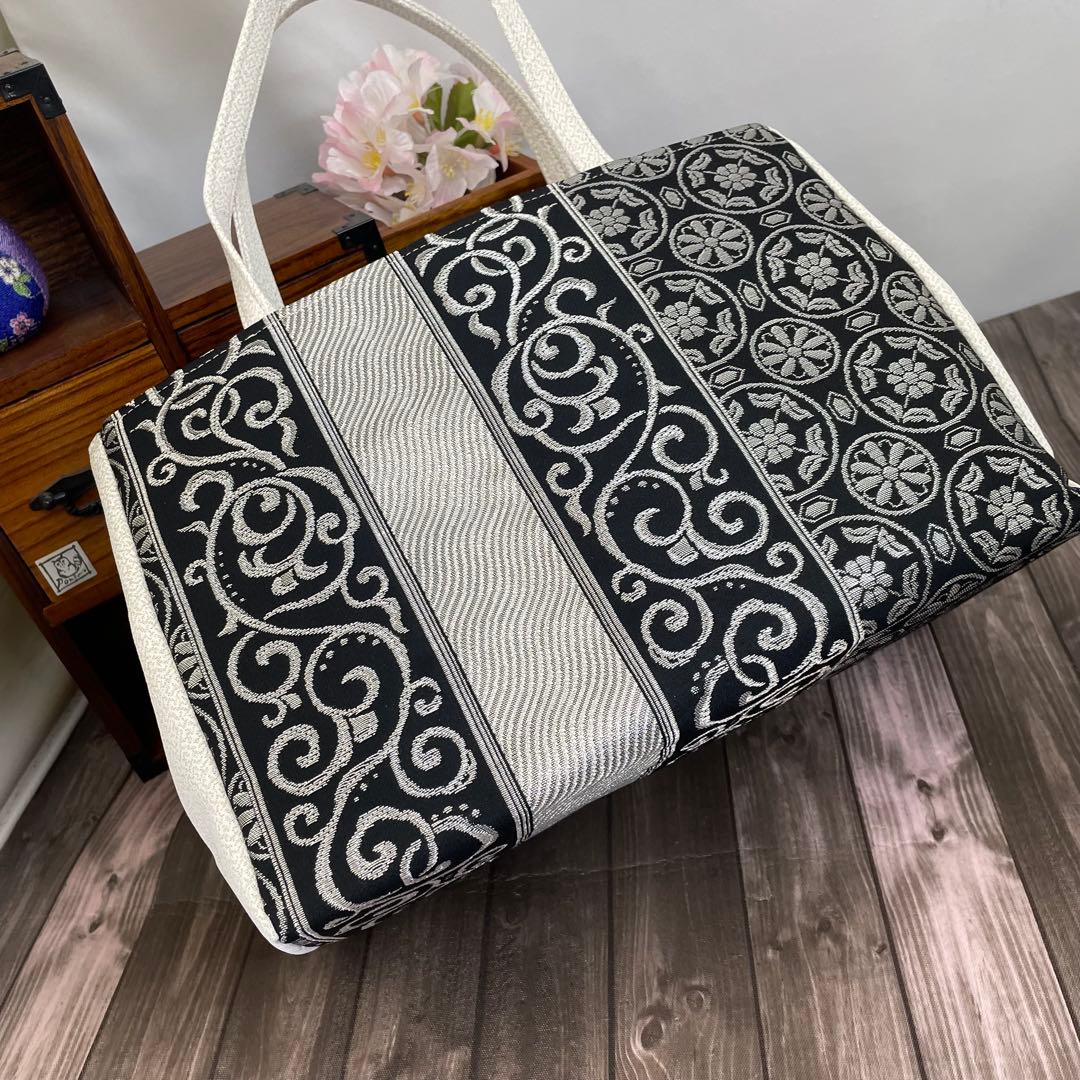 ☆2591✨SALE❣️✨西陣帯地使用✨大容量手提げバッグ　新品
