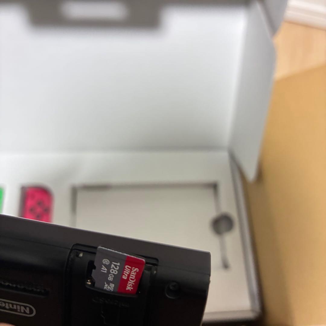 美品　Nintendo Switch 本体他　SDカード付
