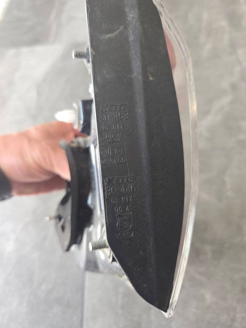 ARS220　トヨタ　220系　クラウン　テールランプ