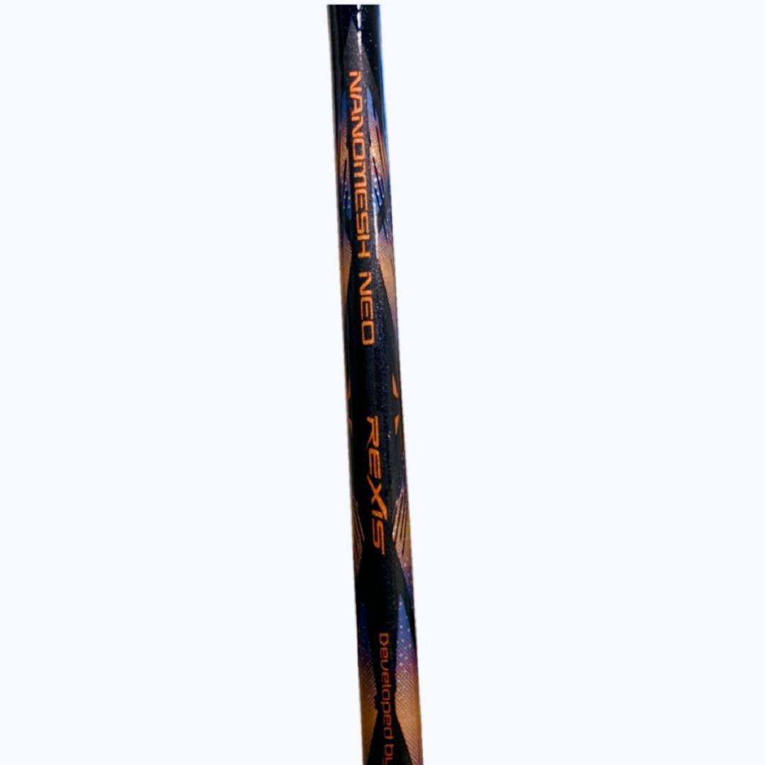 極美品　ヨネックス バドミントンラケット アストロクス 77 ツアー　YONEX