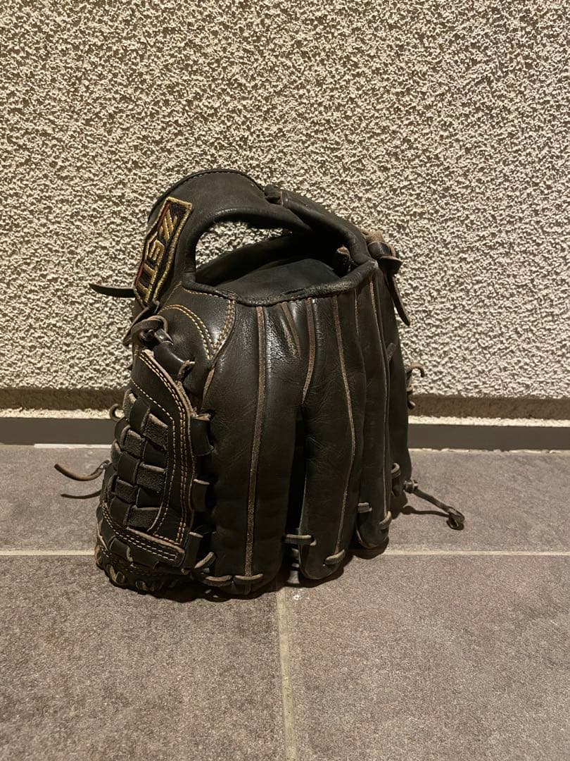 ゼット　プロステイタス　硬式内野手用　源田モデル