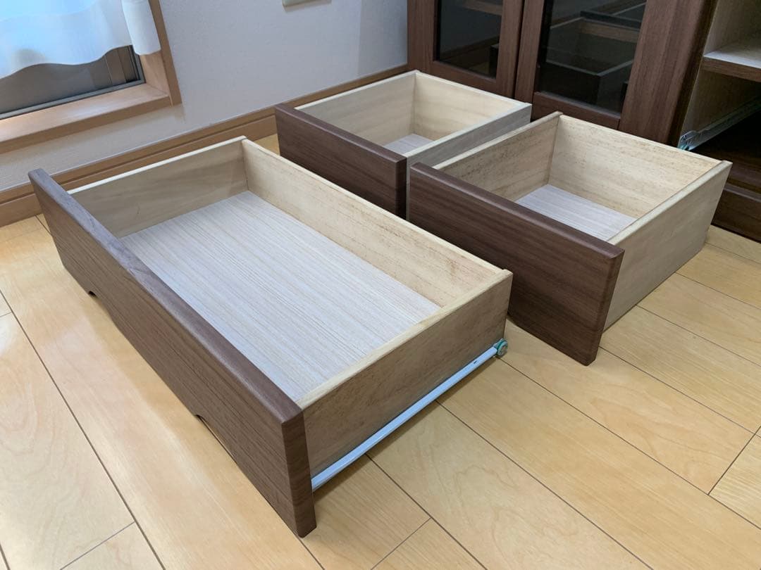 ブラウン木製テレビ台 収納家具　ローチェスト　棚