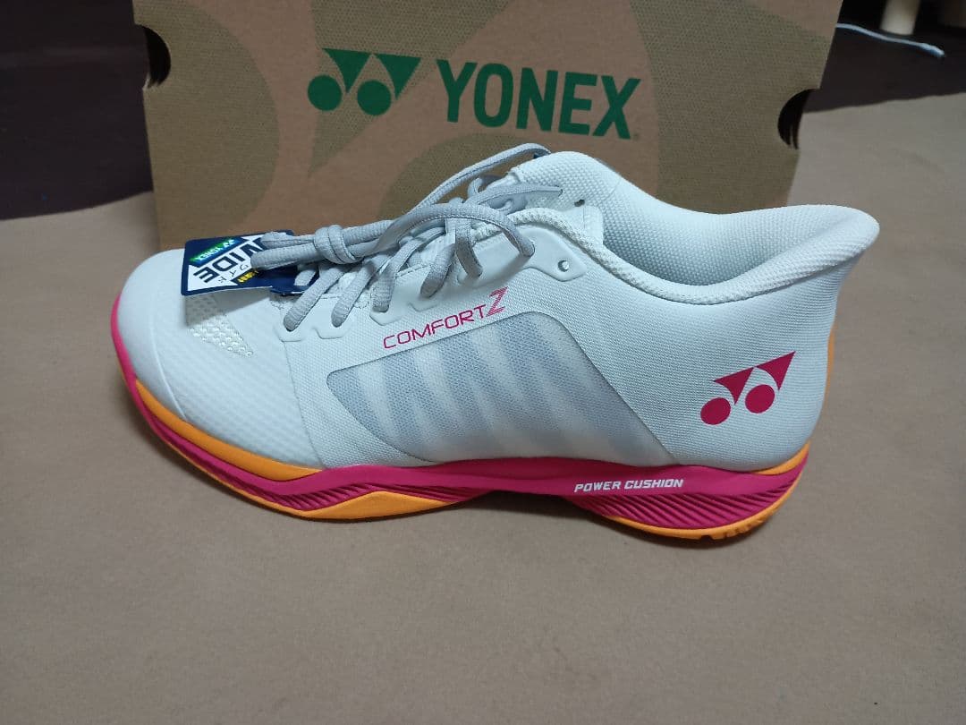 YONEXバドミントンシューズパワークッションコンフォートＺワイドミッド