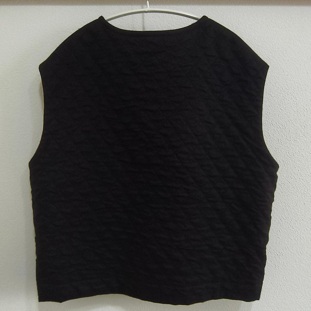 Sarigenaku 泥棒！ Drop Vest