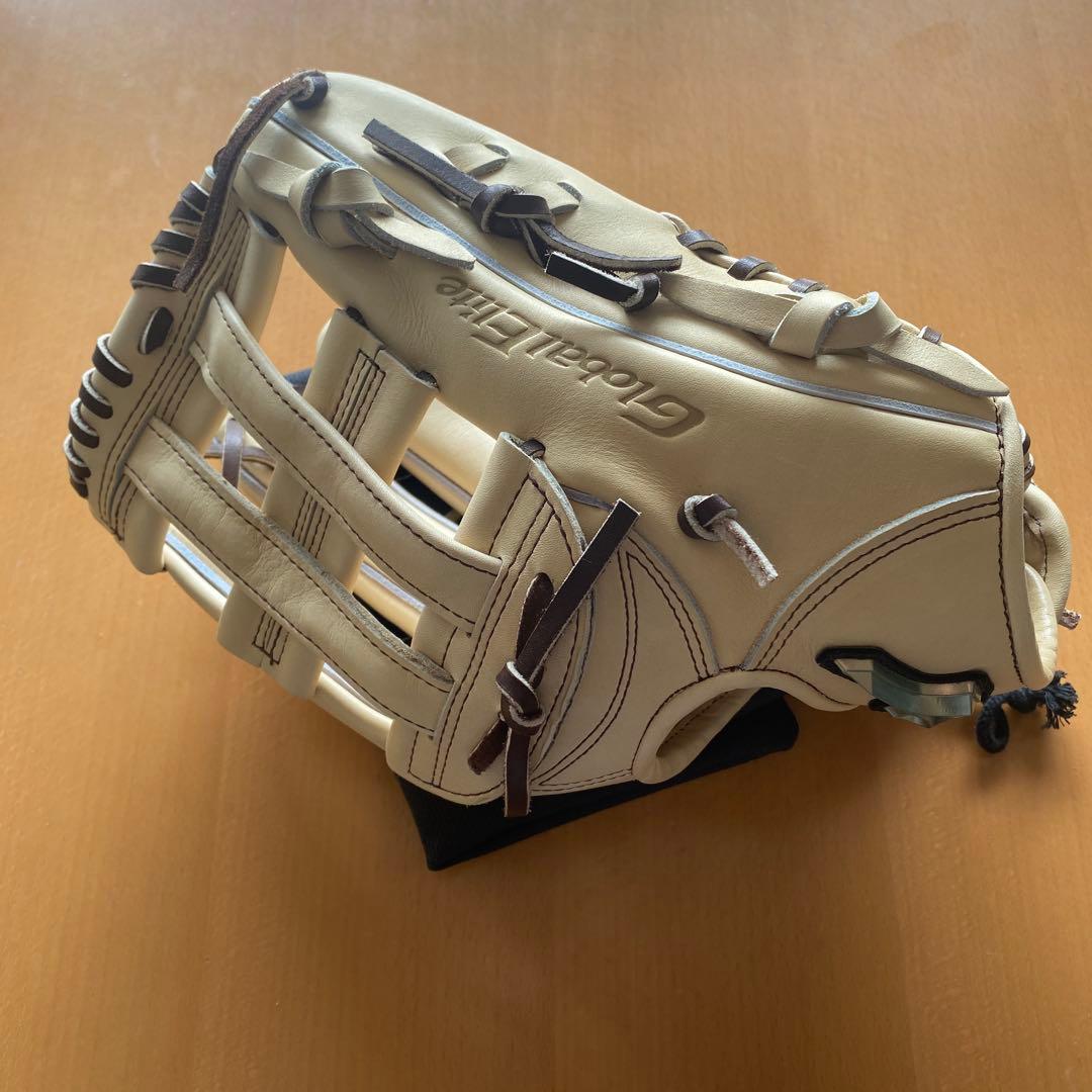 ミズノGlobal Elite 硬式グローブ ベージュ